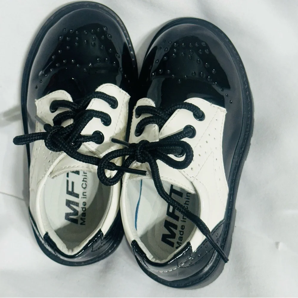Unisex Toddler Oxford Saddle Shoes Black & White 24 mos Retro 50s Rockabilly EUC